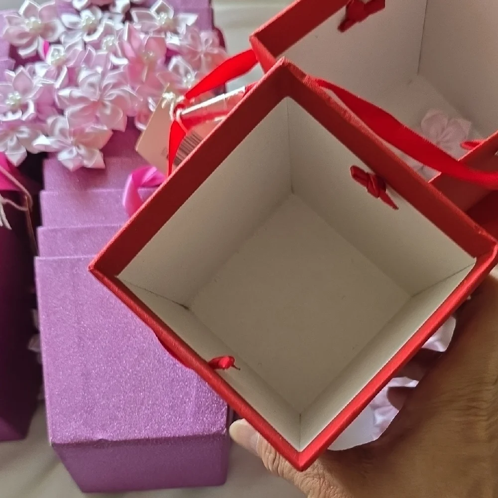 Purple, Pink And Red Party Favor Boxes